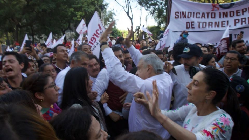 La mandataria resaltó en las fotos y videos junto con el presidente López Obrador