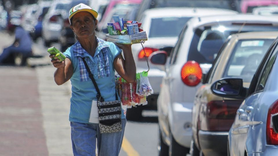 En la frontera norte pasará de 260.34 a 312.41 pesos, que representa un aumento de mil 584 pesos al mes, y lo cual beneficiará a 6.4 millones de trabajadores del país