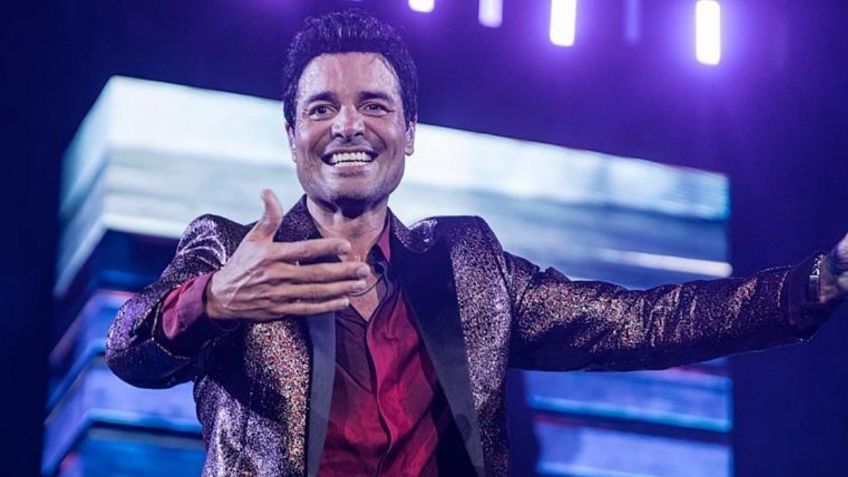 Sorprende a tu mamá con un saludo personalizado de Chayanne esta Navidad