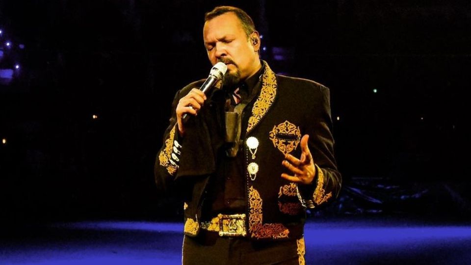 Pepe Aguilar es uno de los protagonistas de 'Jaripeo sin fronteras'