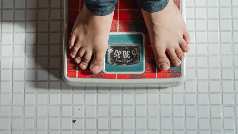 En los festejos decembrinos las personas tienden a consumir más calorías.