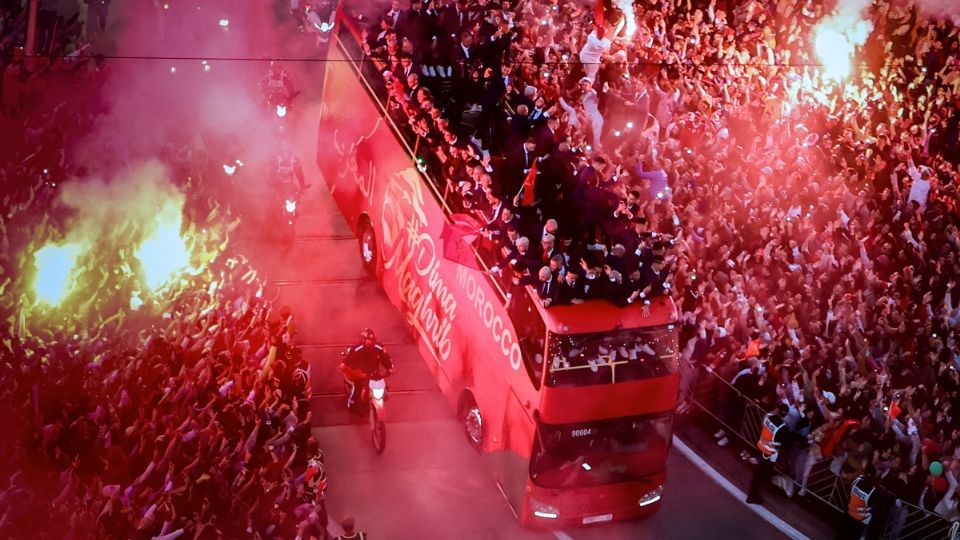 Celebran en Marruecos la llegada de sus jugadores tras histórica participación en el Mundial