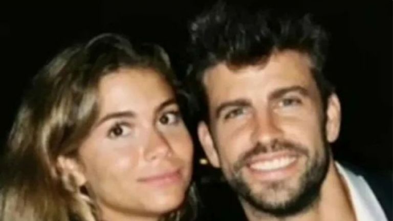 Gerard Piqué y su novia 