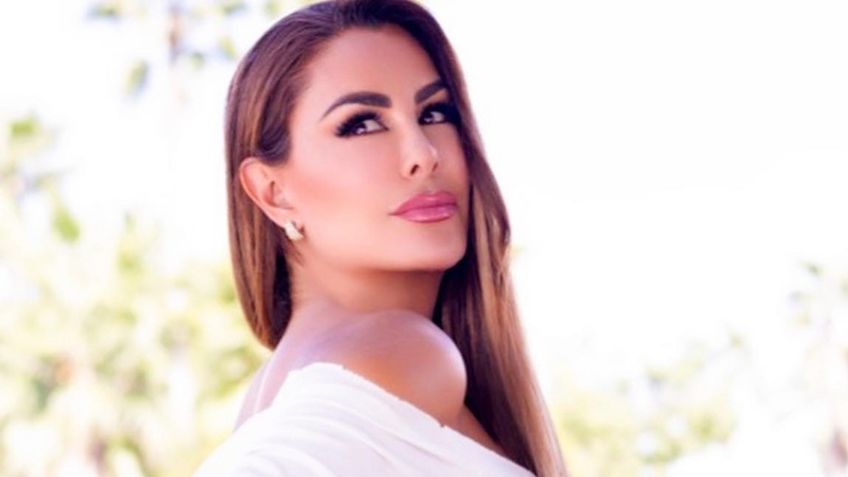 Desde altamar, Ninel Conde sube la temperatura en ajustado bikini neón