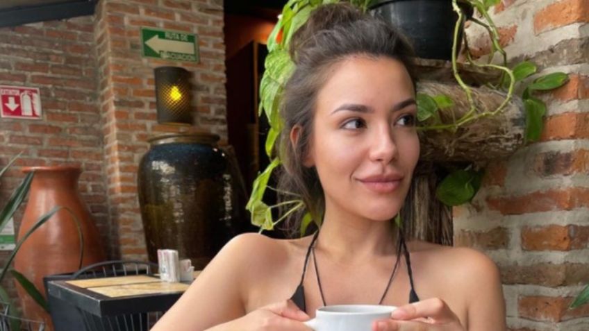 FOTOS: Marcela Moss eleva la temperatura con ajustado bikini navideño