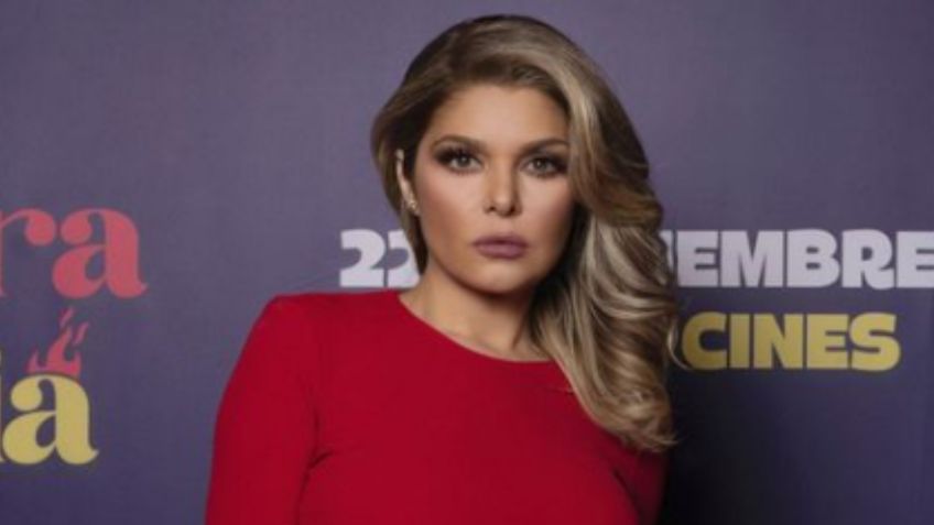 Itati Cantoral y el vestido rojo Navidad ideal para mujeres maduras