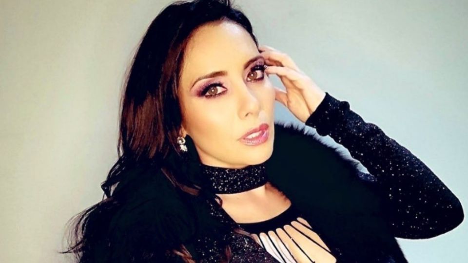 Sugey Ábrego tiene 43 años de edad