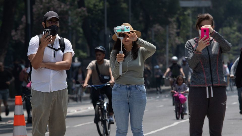 El mexicano invierte casi 5 horas al día a estar conectado a internet.