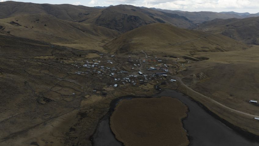 Desaparece laguna en Perú por el cambio climático, ¿ inicia en fin del mundo?