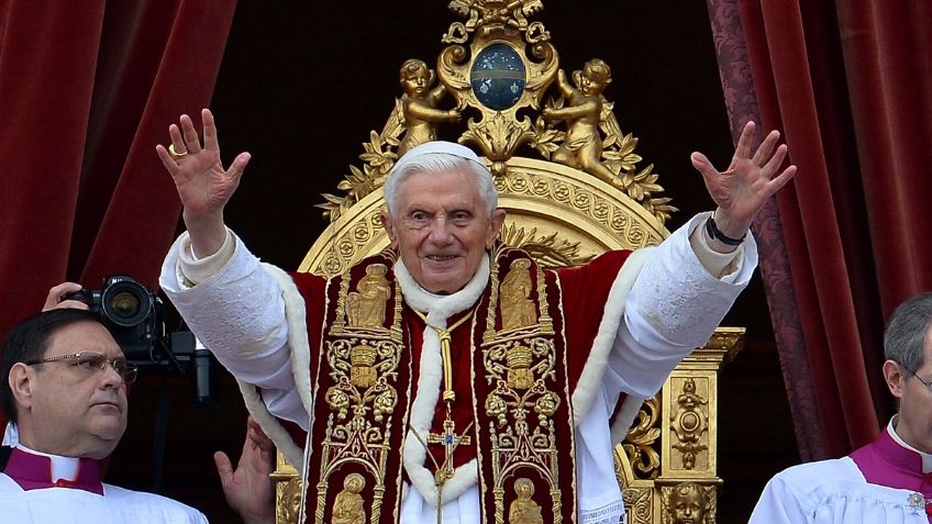 Luto en el Vaticano: políticos y eclesiásticos lamentan la muerte de Benedicto XVI