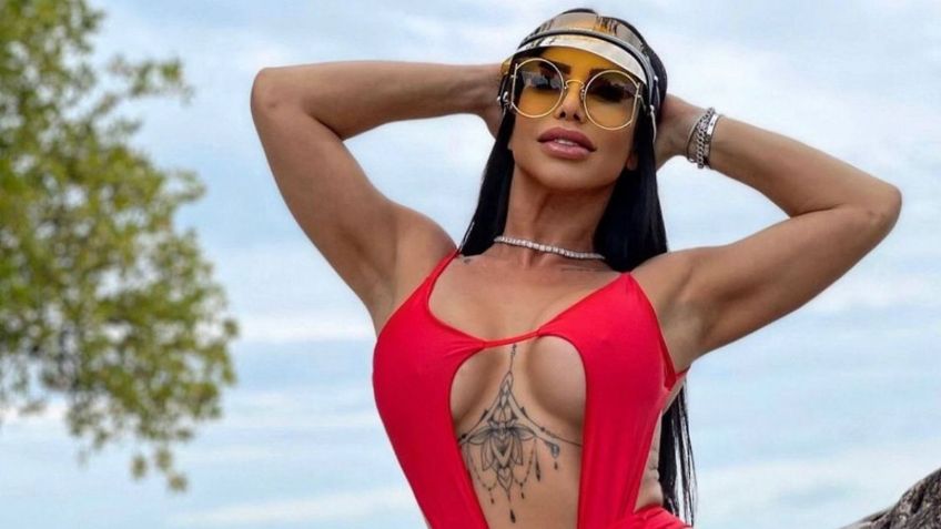 Desde la playa, Lis Vega presume sus curvas con atrevido micro bikini