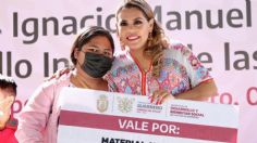 Evelyn Salgado entrega más de 3 mdp de inversión directa estatal en becas y apoyos productivos a mujeres