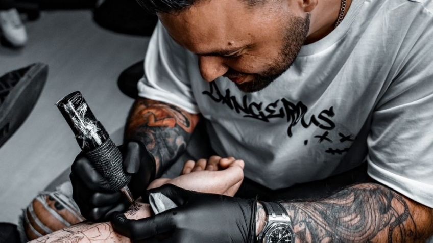 5 mitos de los tatuajes que debes saber antes de ir al estudio, según Alejandro González