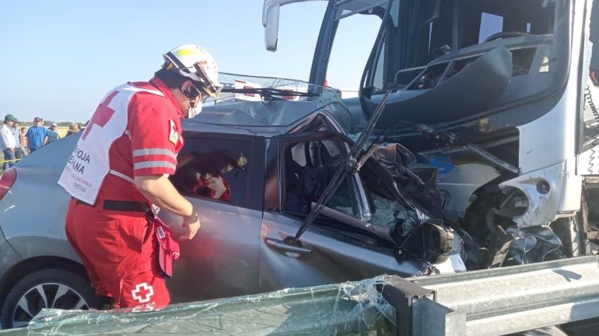 Accidente carretero en Tamaulipas deja un muerto y 10 heridos