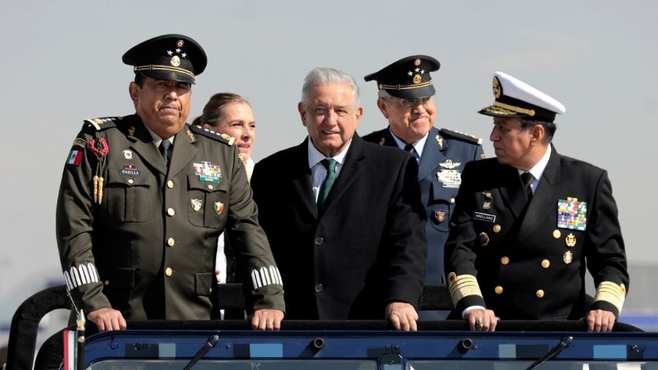 Andrés Manuel López Obrador inauguró cuatro instalaciones en la Base Aérea de Santa Lucía (Foto: Especial)