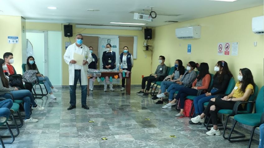 Con capacitación IMSS orienta a derechohabientes sobre  prevención de la salud sexual y reproductiva