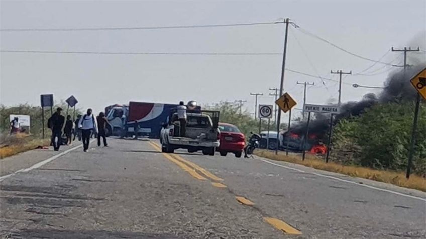 Armados con palos y machetes, comuneros de Oaxaca incendian patrulla en rechazo del Corredor Interoceánico