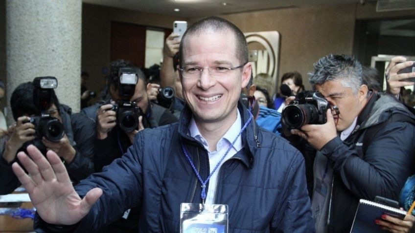 Tras 3 años fuera de México, Ricardo Anaya vuelve al país para registrarse como senador