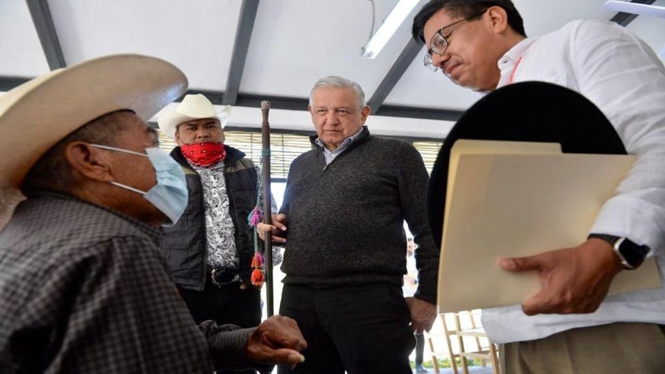 López Obrador pidió a pobladores establecer un diálogo. Foto: Especial