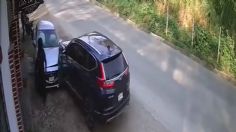 Policía es atropellado por auto fuera de control en carretera de Veracruz: VIDEO FUERTE