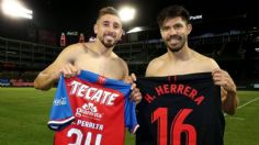 Oribe Peralta TROLEA a Héctor Herrera: "Yo sí soy hermoso natural" | VIDEO