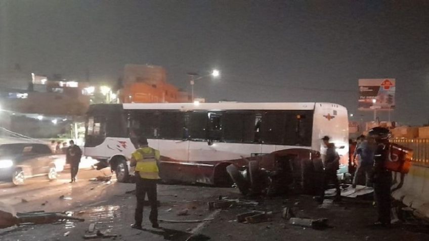 Tragedia en la México-Pachuca: fuerte choque entre camión y auto deja al menos 20 heridos