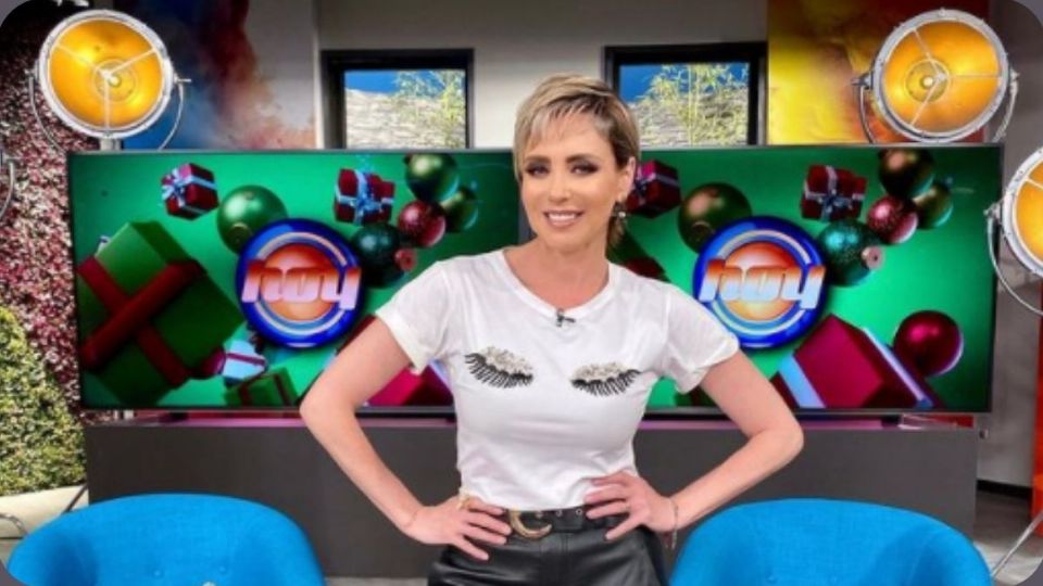 La guapa conductora participó como invitada en 'Me caigo de Risa' hace unas semanas | IG: carmenmoriginal