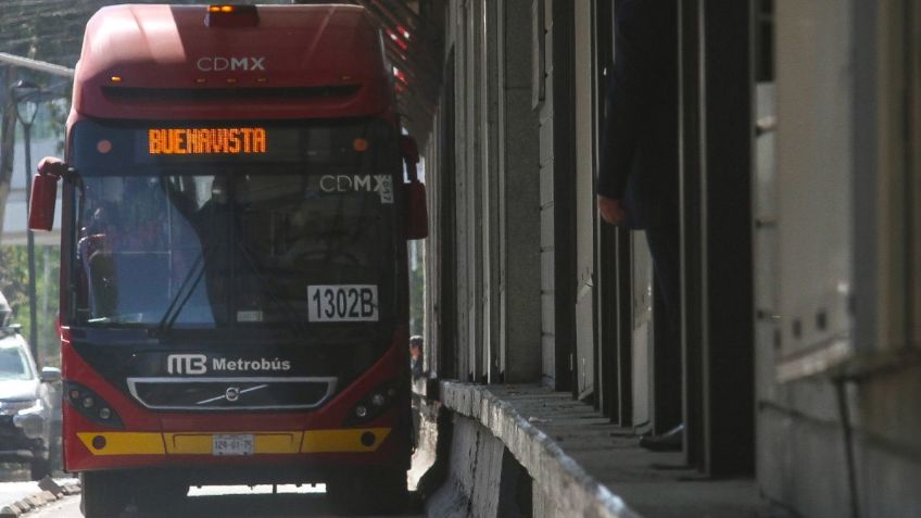 El Metrobús cerrará 3 estaciones por la Romería Navideña en el Centro de la CDMX