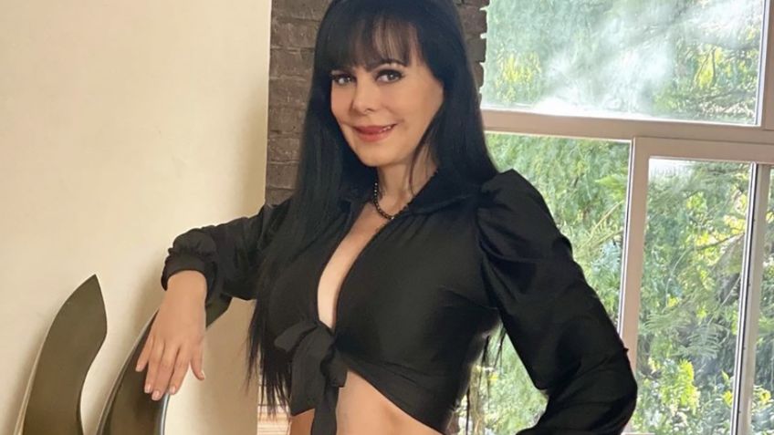 Bellísima: Maribel Guardia presume cintura de treitañera con top azul