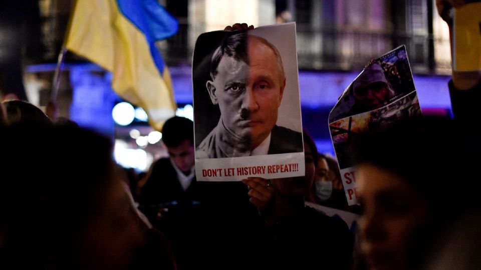 Comparan a Putin con Hitler. (Foto: AFP)