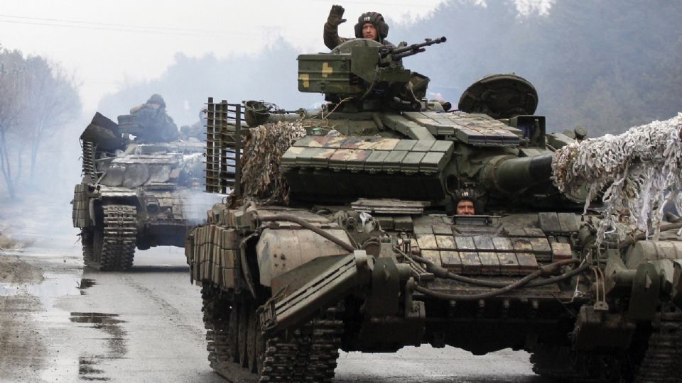 Las fuerzas ucranianas aseguran que pararon al ejército ruso en la Avenida de la Victoria