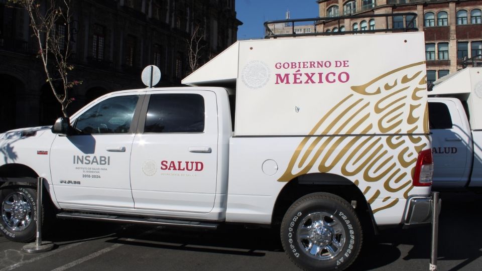 La titular de la Secretaría de Salud de la Ciudad de México, Oliva López, detalló el equipamiento de las unidades. FOTO: ESPECIAL