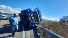 Vientos vuelcan seis camiones en La Ventosa, Oaxaca, en las últimas 24 horas