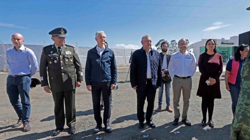 AMLO y Del Mazo garantizan obras viales para AIFA