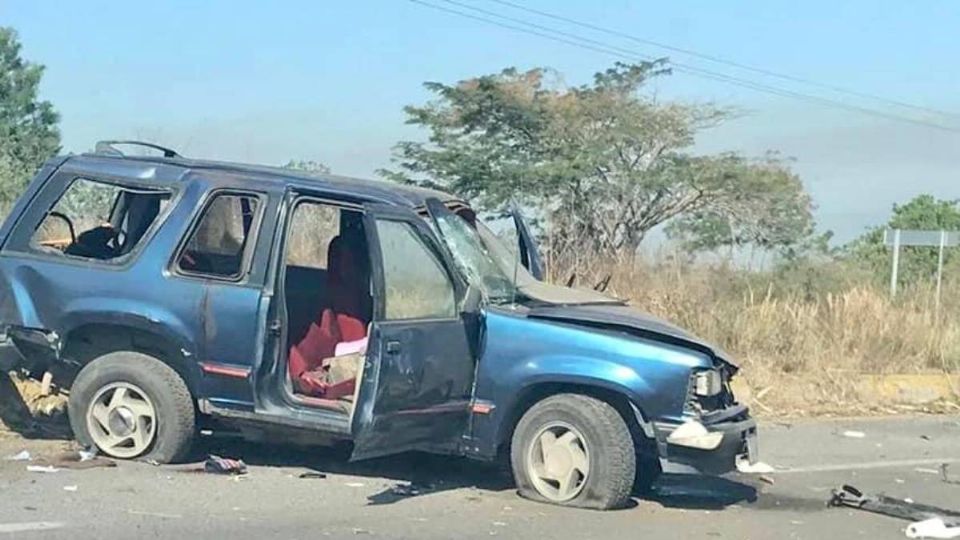 Patrulla choca en carretera de Veracruz; hay un muerto y tres heridos (Foto: Especial)