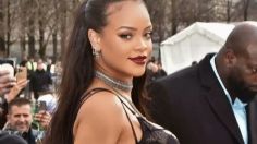 Rihanna rompe las reglas para embarazadas al usar lencería en la Fashion Week de París | FOTO