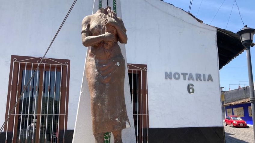 Vandalizan y decapitan Monumento a la Mujer Xiqueña en Veracruz