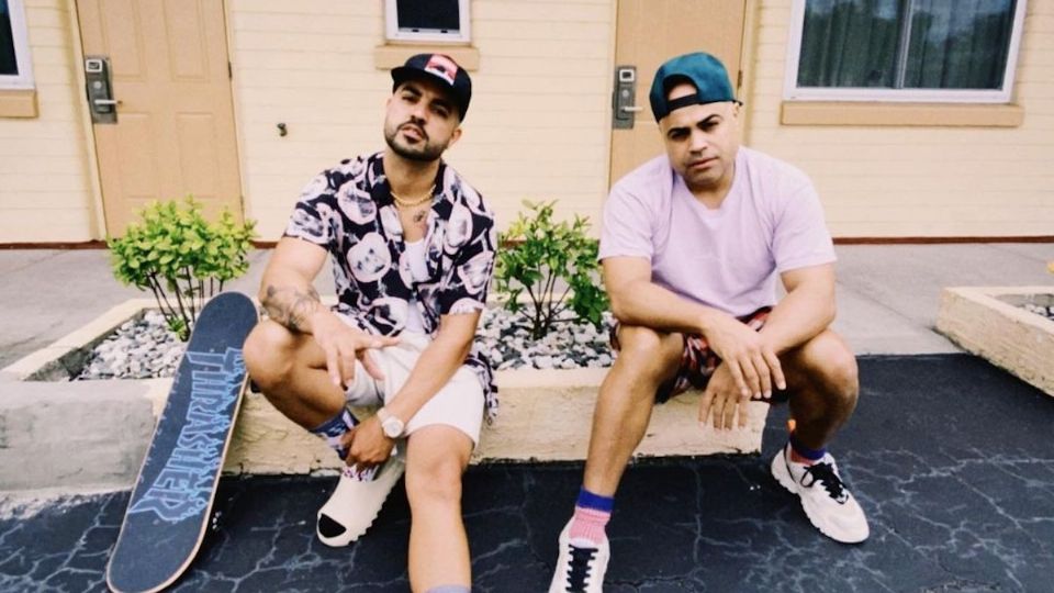 Ambos artistas han colaborado con gente como Ozuna, J Balvin y Nicky Jam Foto: Instagram @coastcity