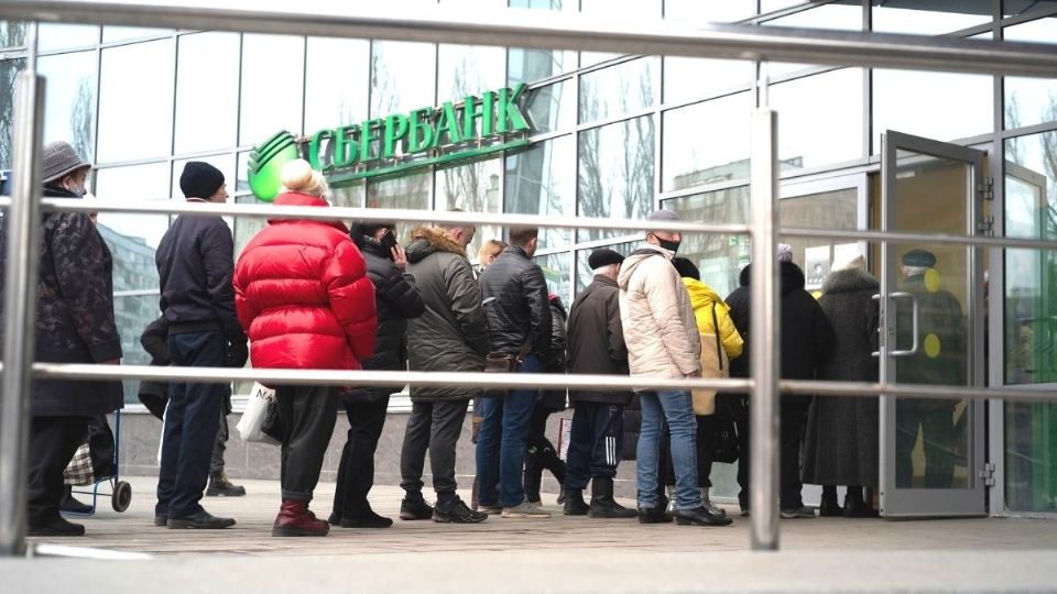 EN BANCOS. Sberbank y Tinkoff anunciaron que evaluan la posibilidad de usar el sistema chino UnionPay