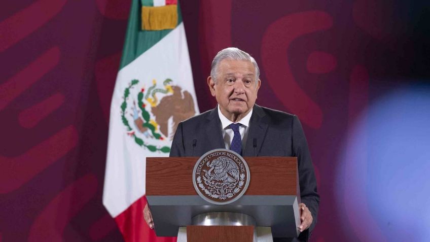 AMLO asegura que ya hay una campaña para "enlodar" el AIFA