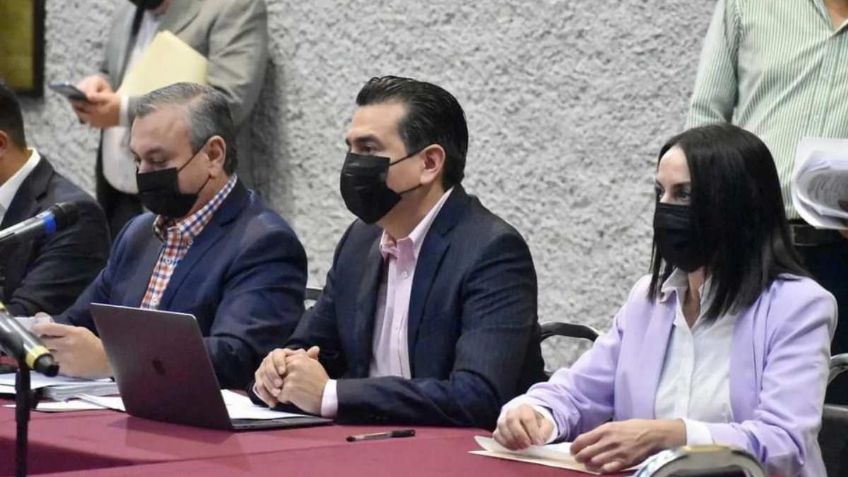 Aprueban en comisiones nueva Constitución de Nuevo León