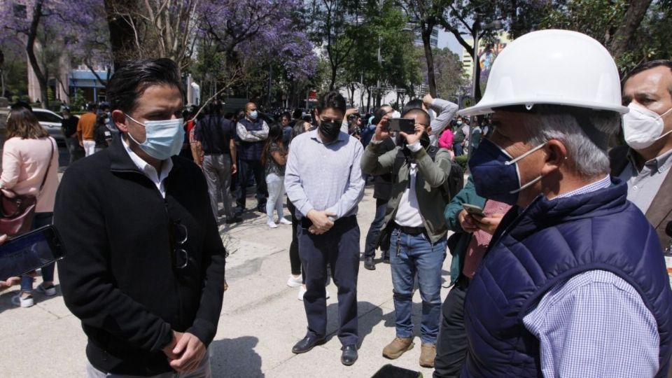 En el conjunto Reforma-Toledo-Tokio del Seguro Social, cerca de 800 trabajadores evacuaron en menos de cuatro minutos; no se reportó daño estructural