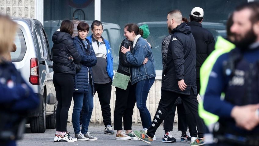 Bélgica: Auto embiste a un grupo de personas en carnaval; hay al menos seis muertos