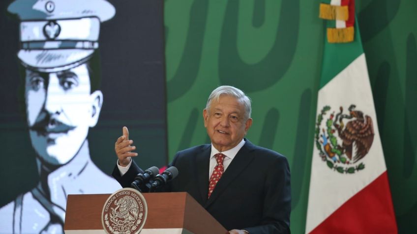 ¡Lástima, Chumel!: AMLO se burla de los tuits sarcásticos sobre el AIFA I VIDEO