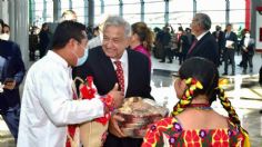 AMLO responde a críticas por la señora que vendió tlayudas en el AIFA: “Es mucho el racismo, el clasismo y el coraje”