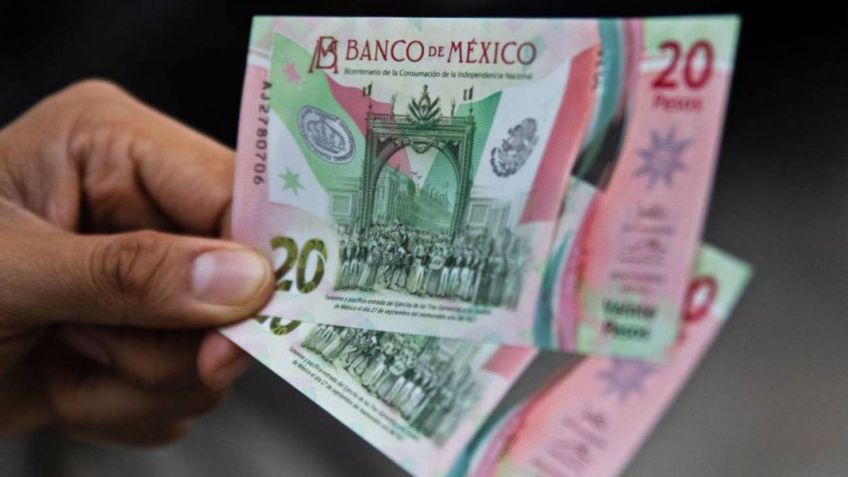 FOTO: Cobra 250 mil pesos por este billete con denominación de 20 pesos, debe tener las letras "AB"