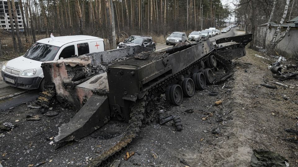 La incursión militar de Rusia en suelo ucraniano, sólo ha provocado un bloqueo económico a Moscú (Foto: AP)
