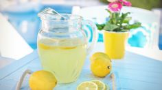 7 increíbles beneficios que trae consigo beber agua con limón todos los días