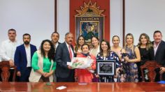 Carmen Aida Guerra Miguel y Silvia Aidé Bernal Espinoza, reciben el “Premio a la Mujer Culiacanense 2022”