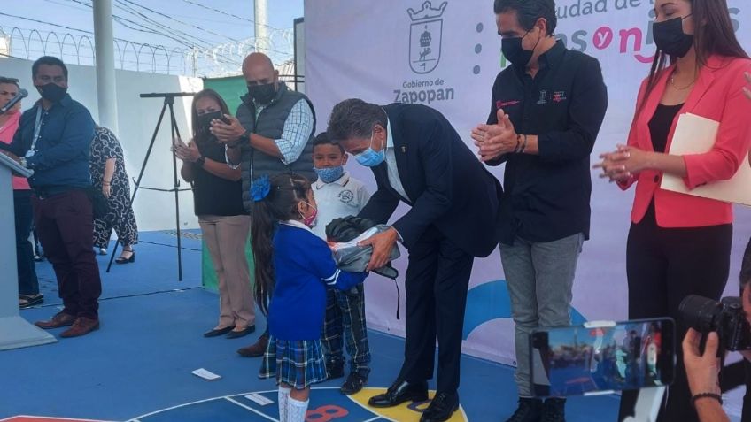 Después de dos años, Jalisco vuelve a clases presenciales al 100%